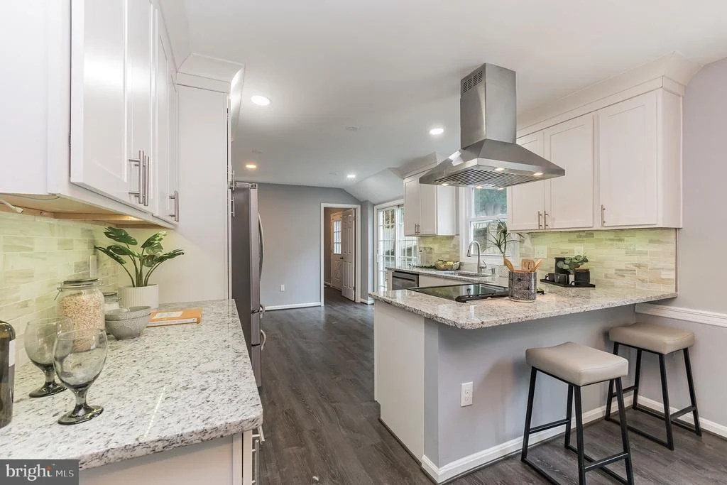 Photo of 18121 BILNEY DRIVE