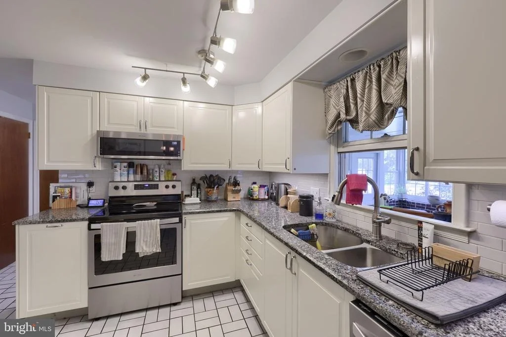 Photo of 2223 HARMONY HILL DRIVE