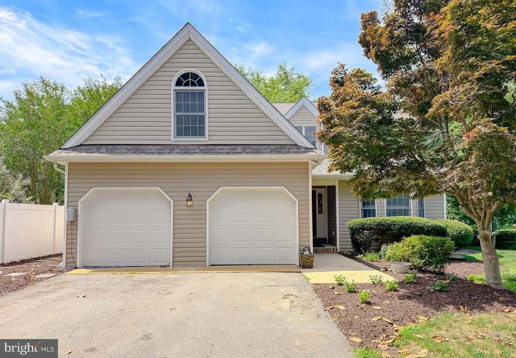 Photo of 40777 CENTER 40 CIRCLE