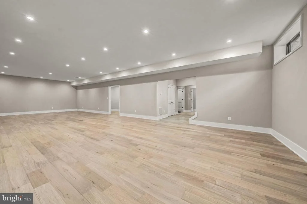 Photo of 3830 30TH ROAD N