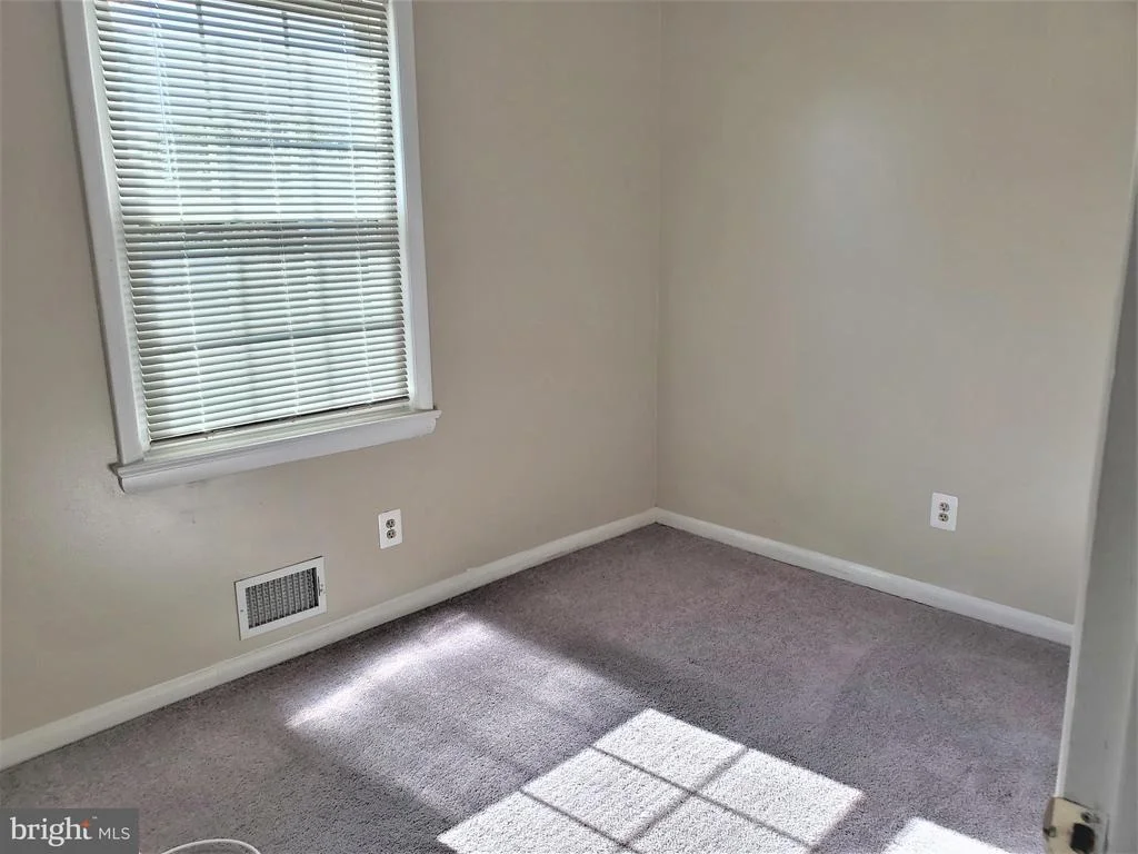 Photo of 13113 FOXHALL DRIVE