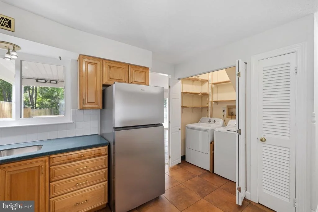 Photo of 459 WINTERBERRY DRIVE
