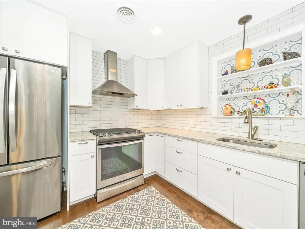 Photo of 903 MERCER PLACE