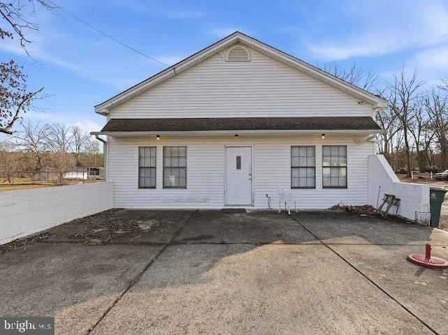 Photo of 2384 WINSLOW ROAD