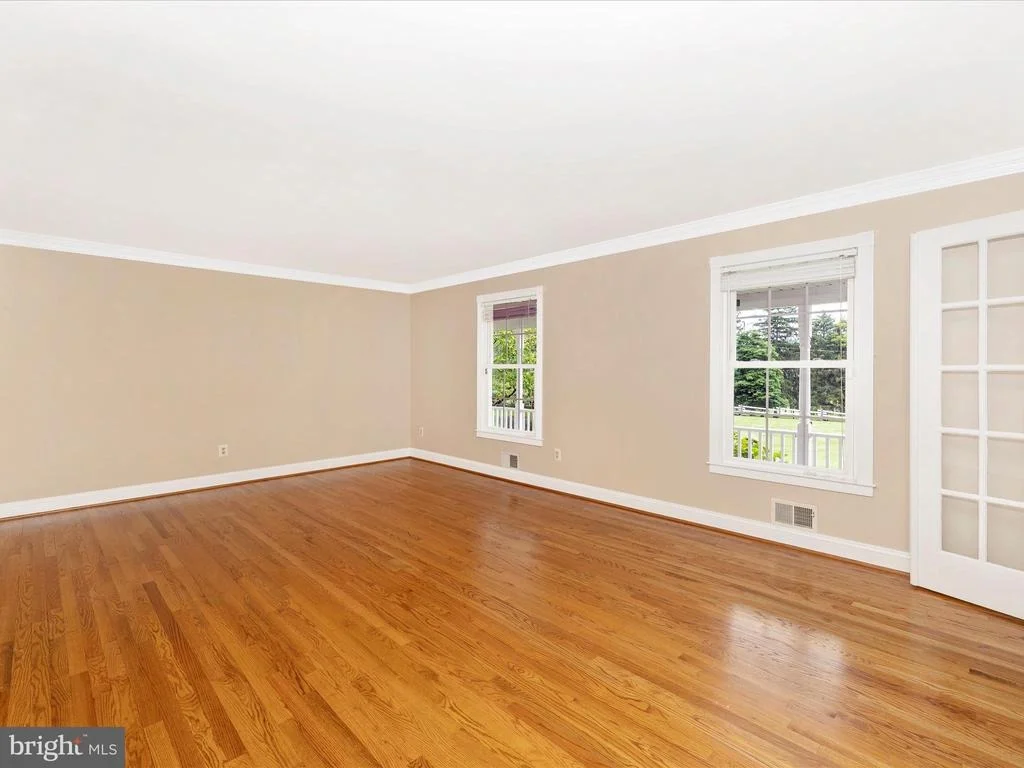 Photo of 6047 QUINN ROAD