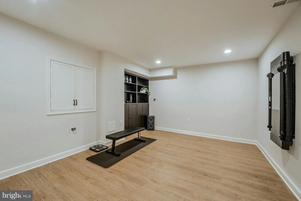 Photo of 17301 ROUNDMONT PLACE