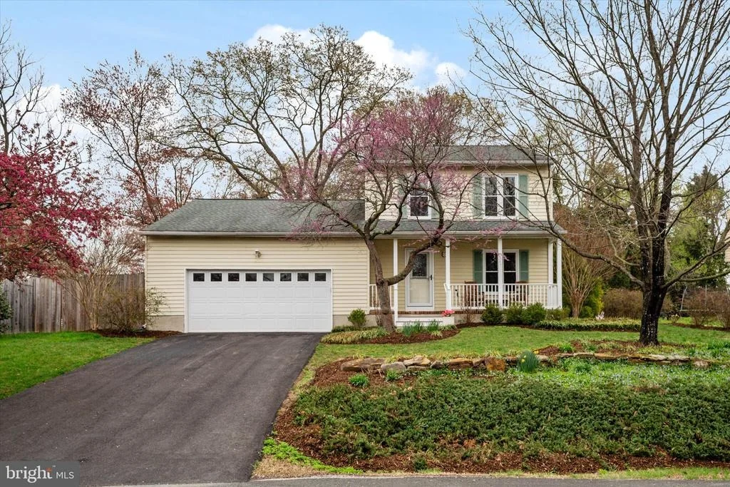 Photo of 206 ARMSTRONG LANE