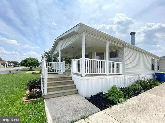 Photo of 41 WHITEHAVEN WAY