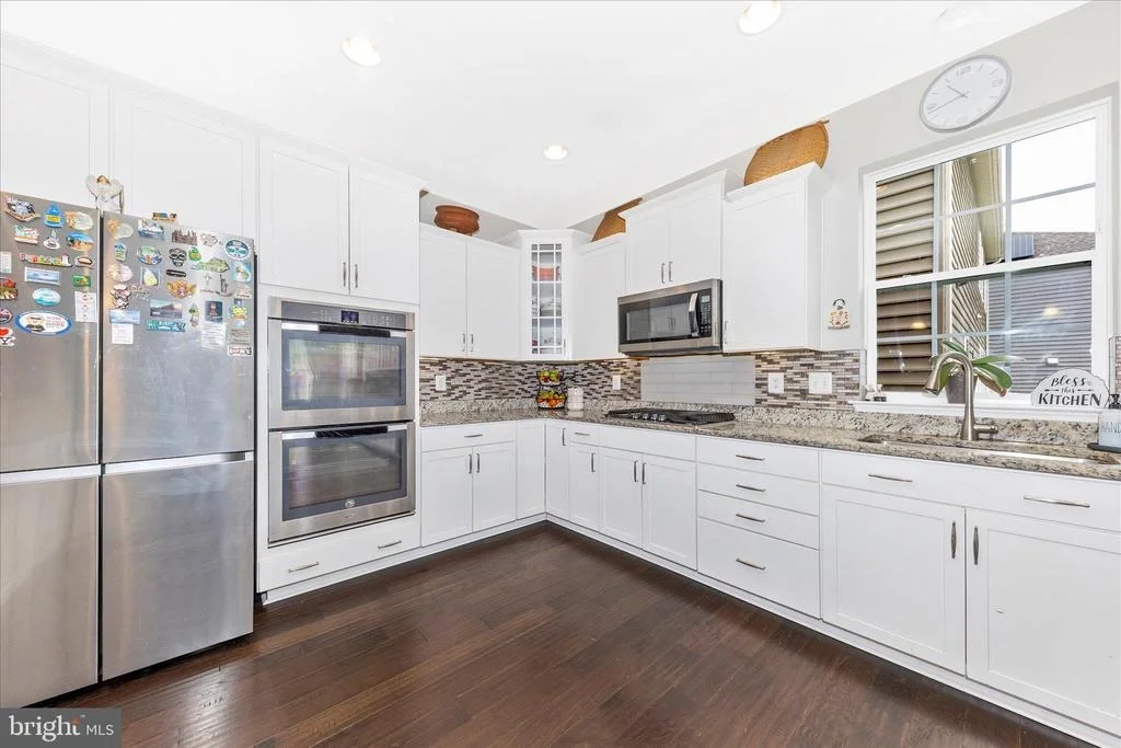 Photo of 825 HOLDEN ROAD
