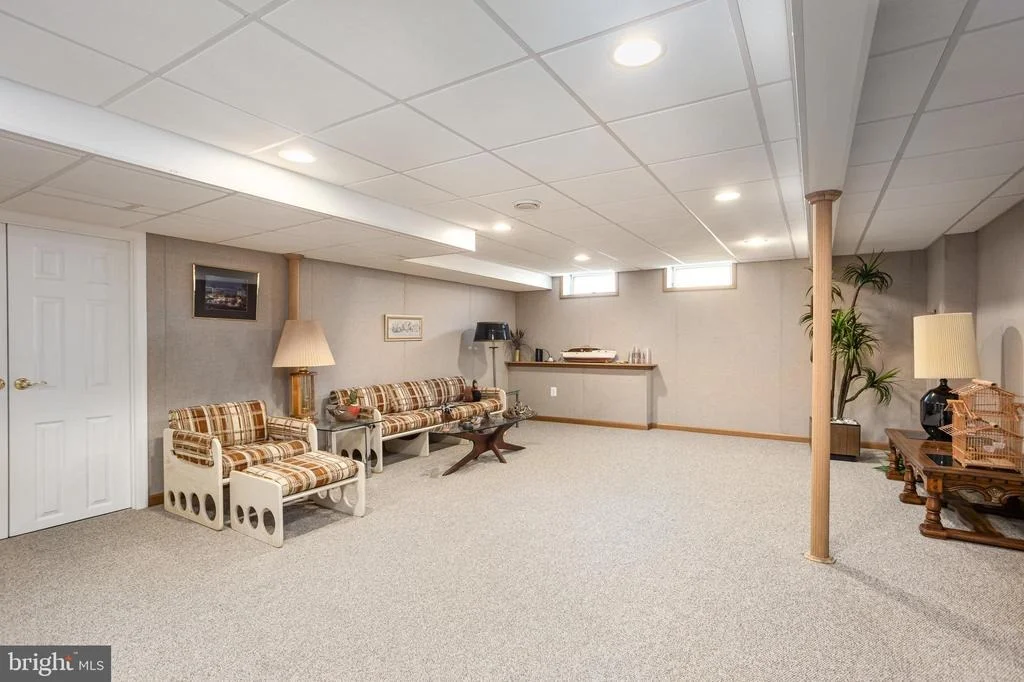 Photo of 7252 MEADOW LANE
