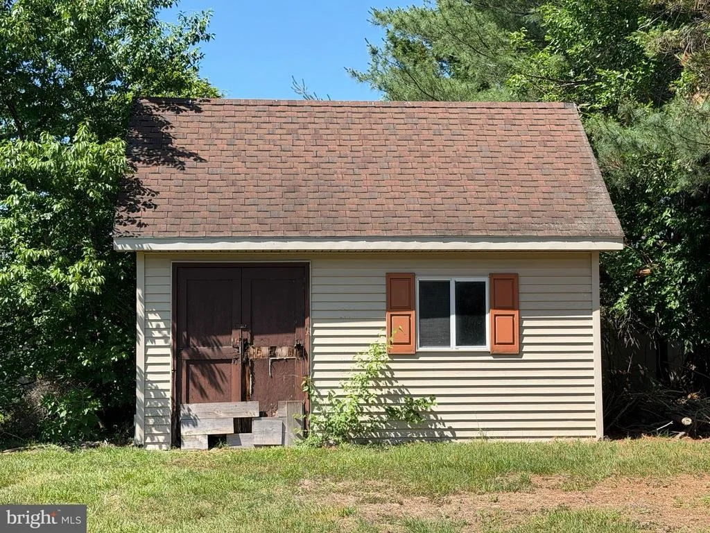 Photo of 37 JOHN ANDREWS DRIVE