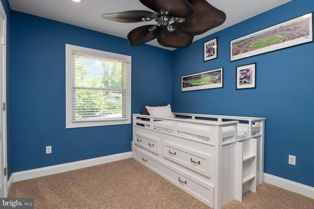 Photo of 1134 VALLEY DRIVE