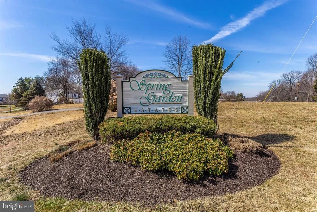 Photo of 10940 MIDDLEBORO DRIVE