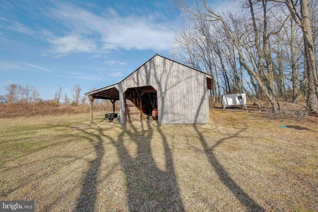 Photo of 9150 MACKALL ROAD
