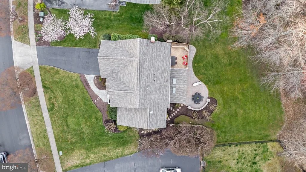 Photo of 18301 MCKERNON WAY