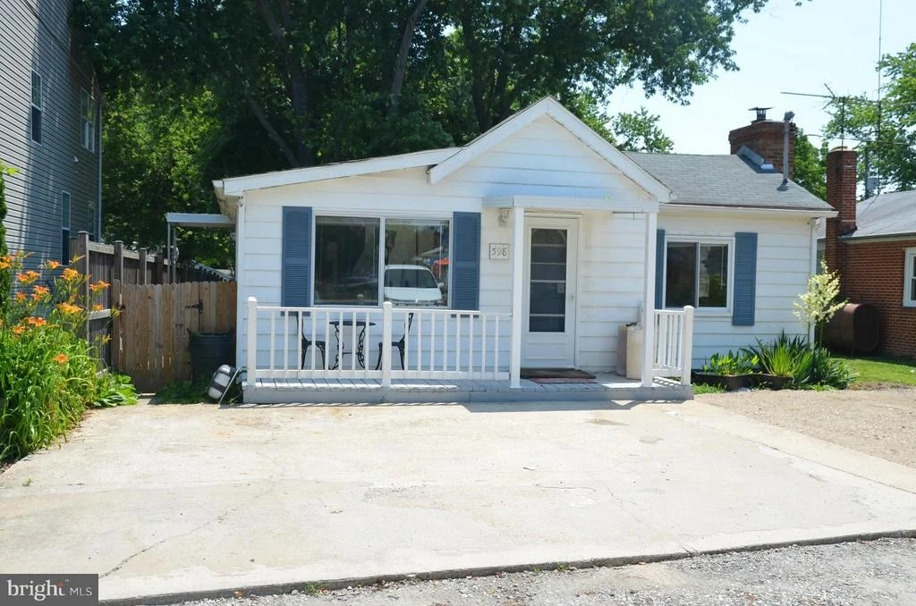 Photo of 598 FORD ROAD