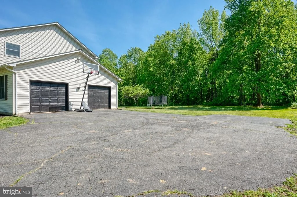 Photo of 2056 CHAPEL ROAD