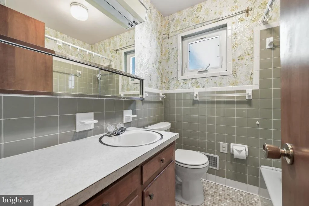 Photo of 114 FAIRVIEW AVENUE