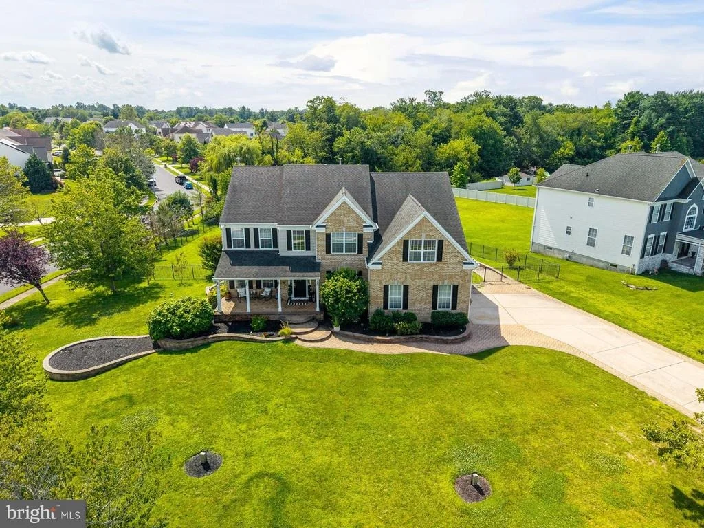 Photo of 10 TARA DRIVE