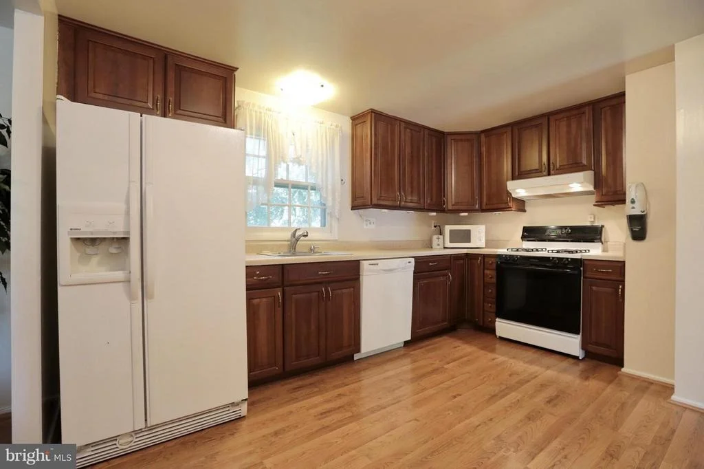 Photo of 2690 PINEWOOD DRIVE