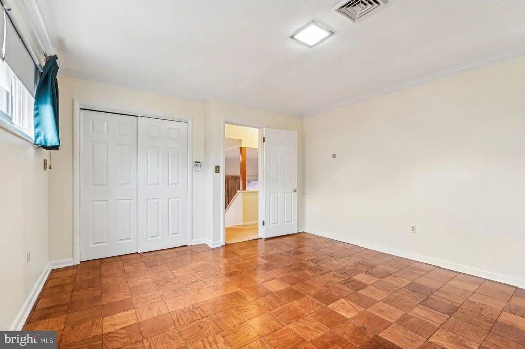 Photo of 33 SHERATON ROAD