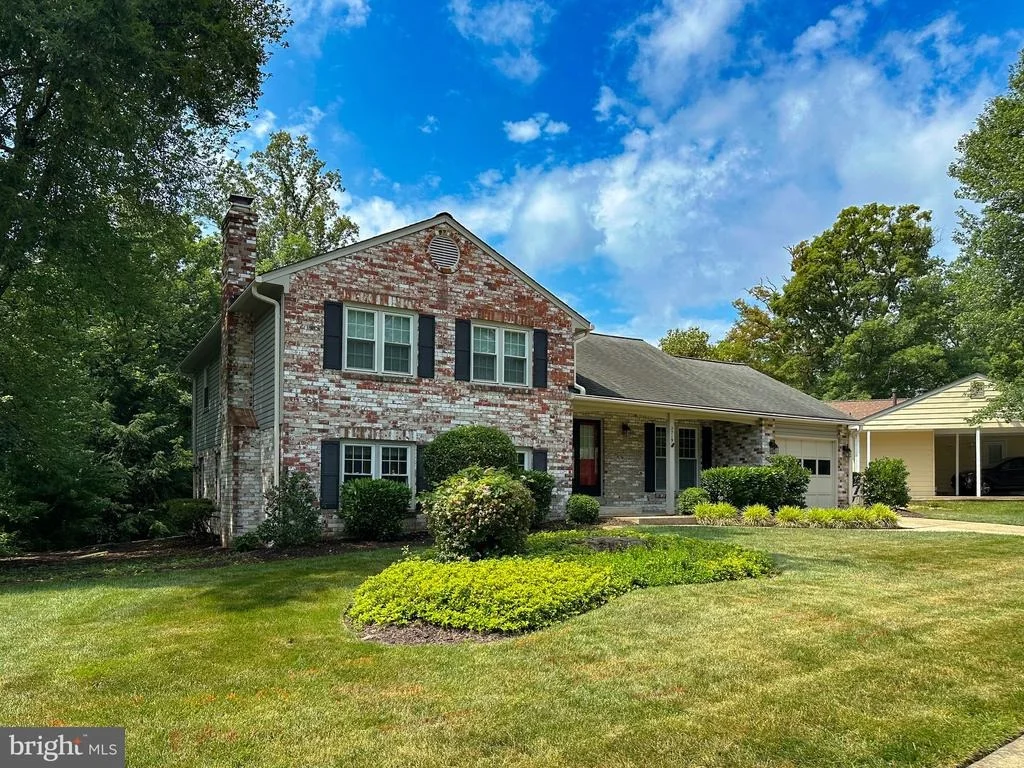 Photo of 2719 DEEPFORD DRIVE