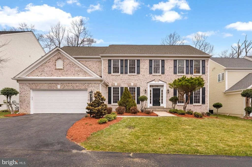 Photo of 8068 PAPER BIRCH DRIVE