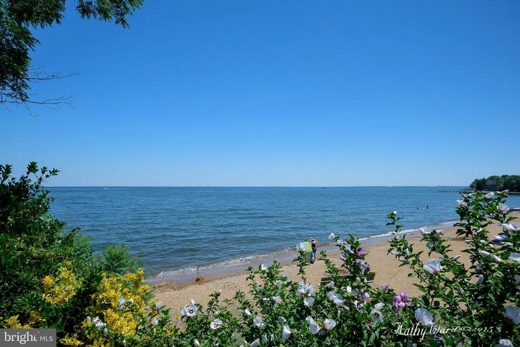 Photo of 982 HIGHPOINT DRIVE