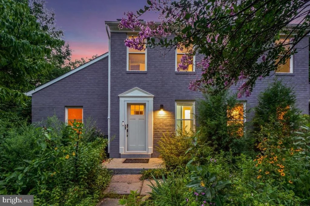 Photo of 14652 WOONSOCKETT DRIVE