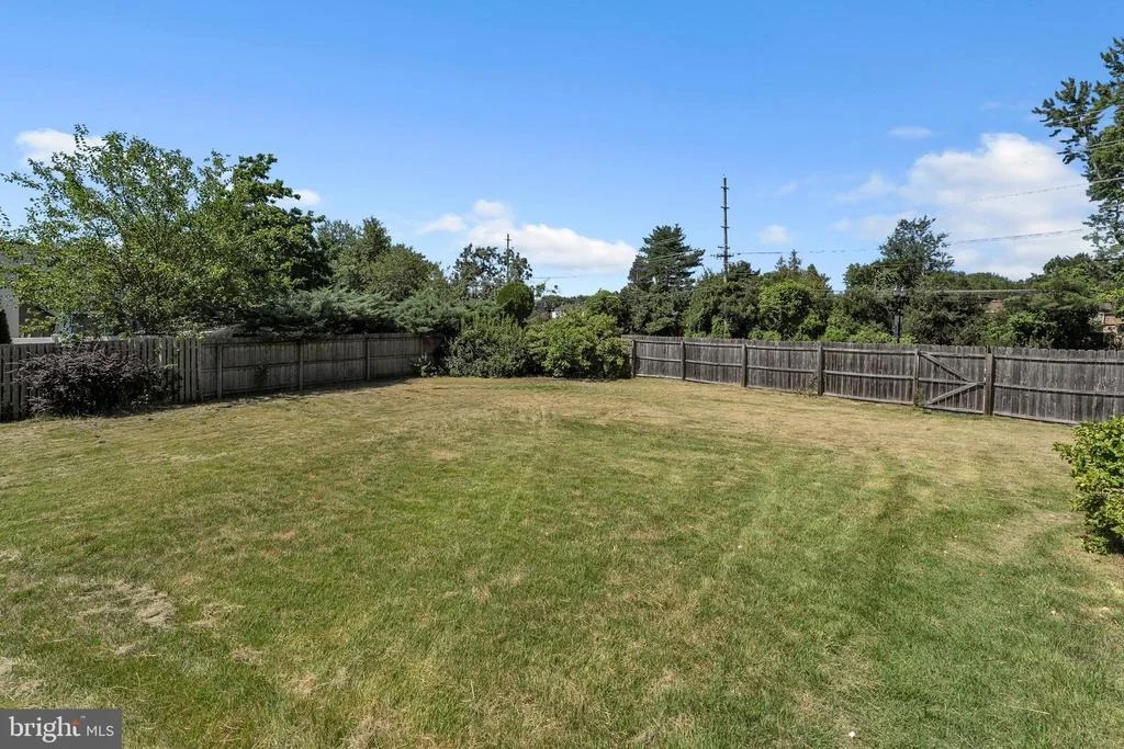 Photo of 1 CHATEAU DRIVE