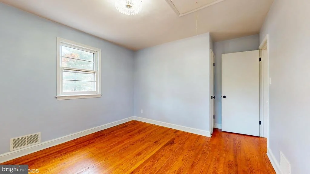 Photo of 5906 KIRBY ROAD