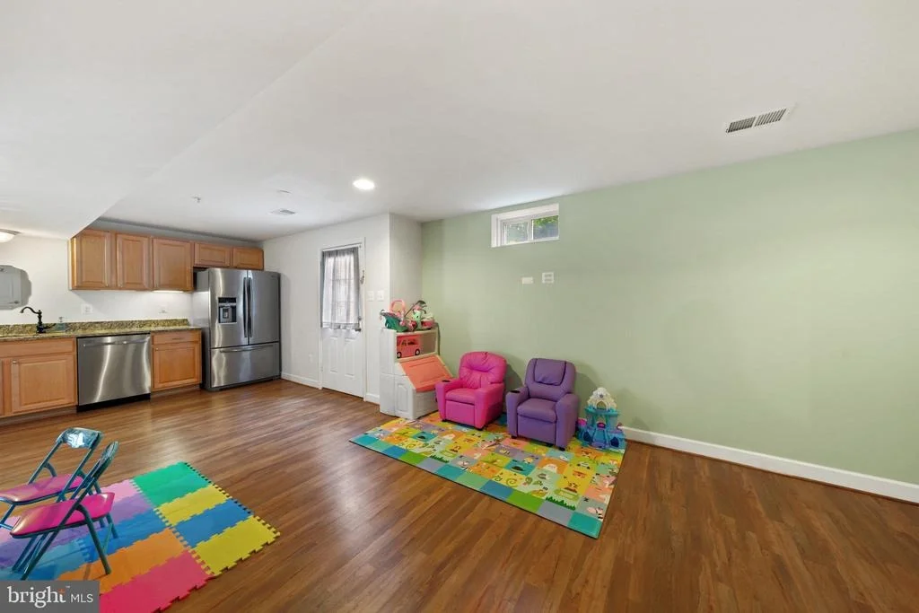 Photo of 5826 BROAD BRANCH WAY