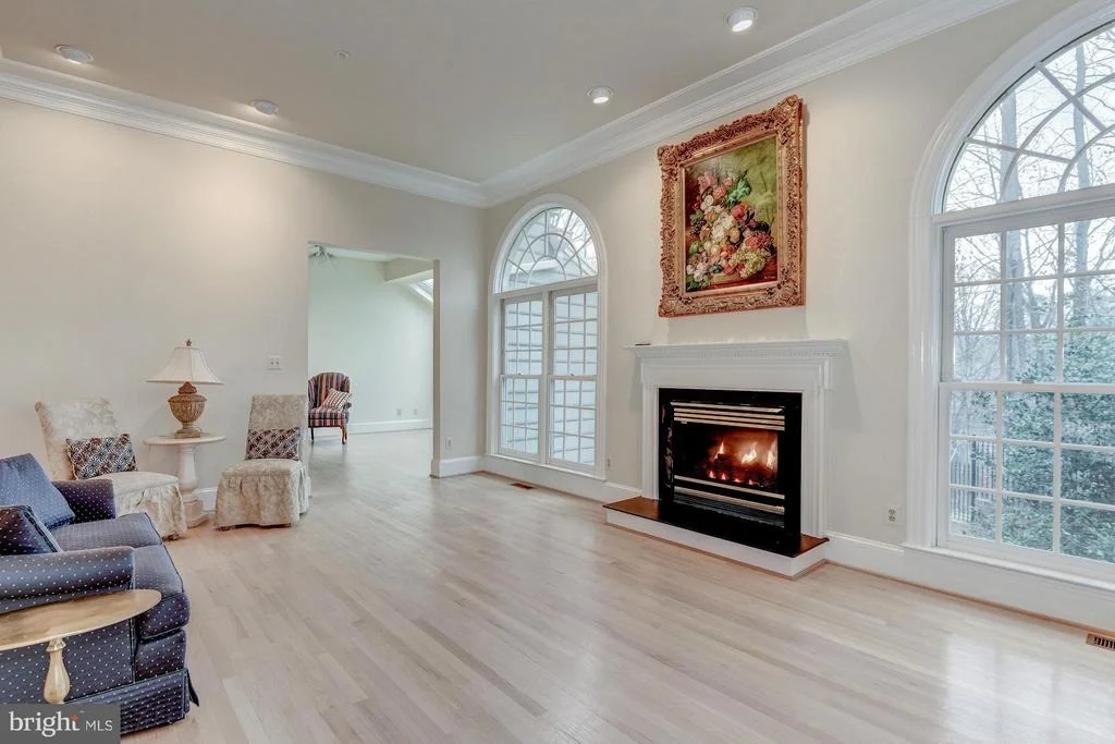 Photo of 11207 POTOMAC CREST DRIVE