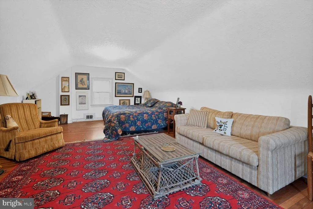 Photo of 1670 PRIMROSE ROAD NW