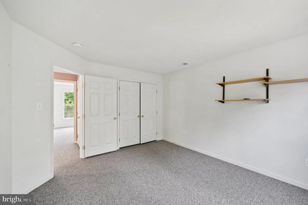 Photo of 2132 CHESTNUT LANE