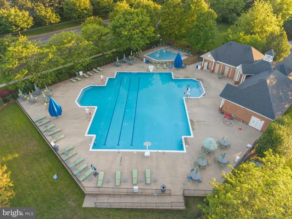 Photo of 21527 FOX FIELD CIRCLE