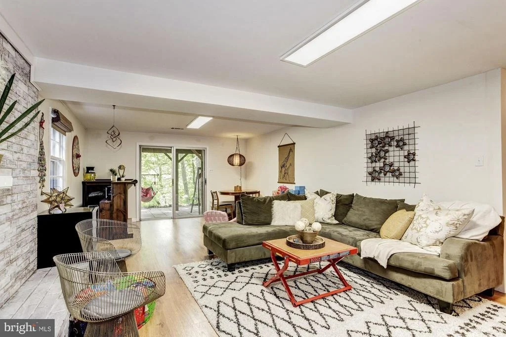 Photo of 7104 HADLOW COURT
