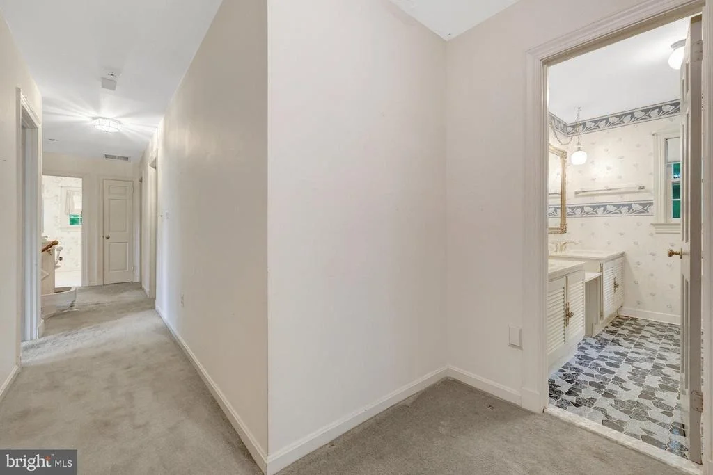 Photo of 1468 HIGHWOOD DRIVE