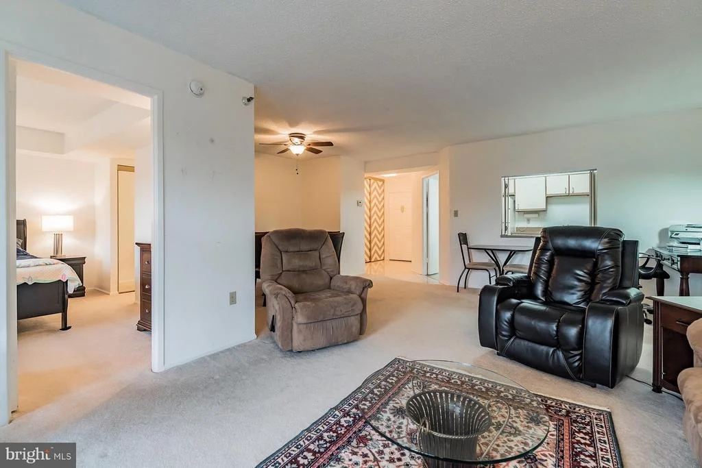 Photo of Unit 1509 at 15101 INTERLACHEN DRIVE