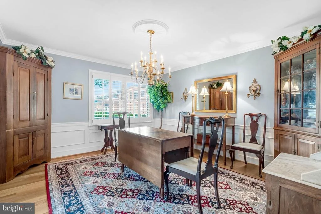 Photo of 9344 MOUNT VERNON CIRCLE
