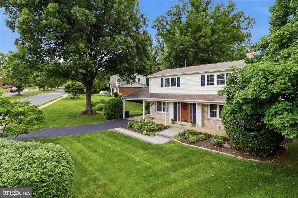 Photo of 6800 SYDENSTRICKER ROAD