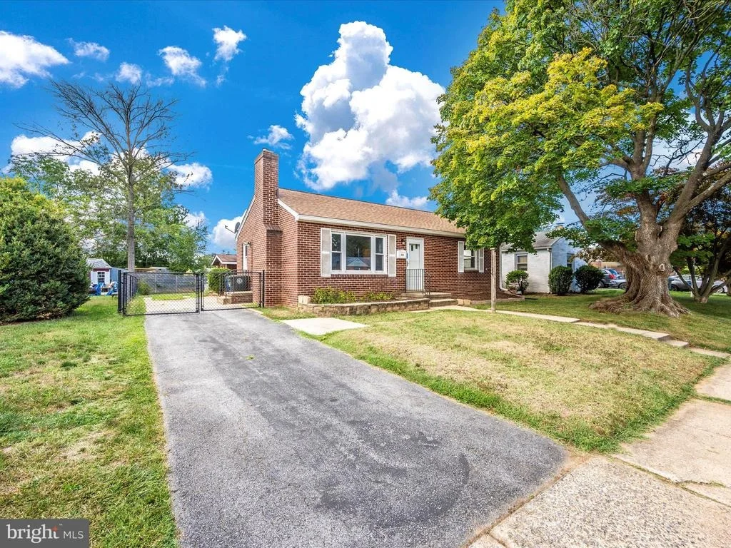 Photo of 929 CHEROKEE TRAIL