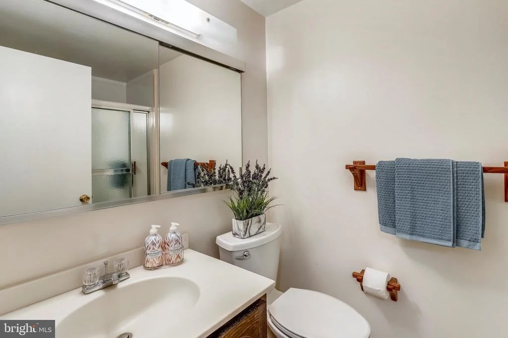 Photo of 14045 BREEZE HILL LANE