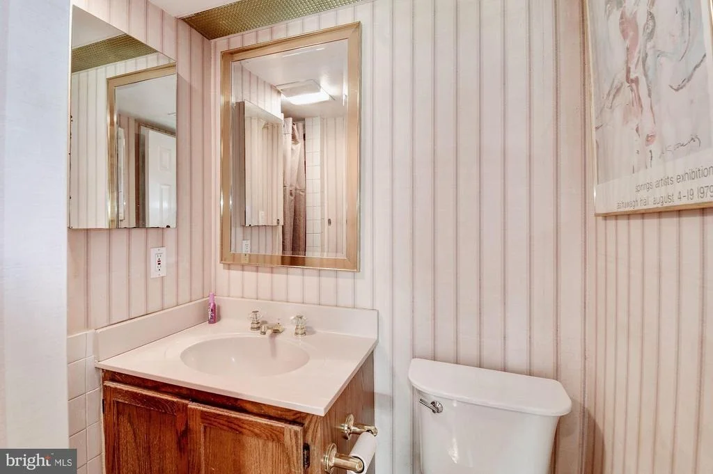 Photo of 1120 DEVERE DRIVE