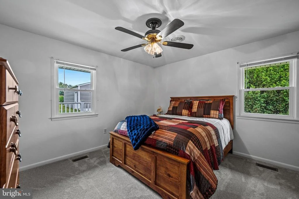 Photo of 4090 BOTELER ROAD