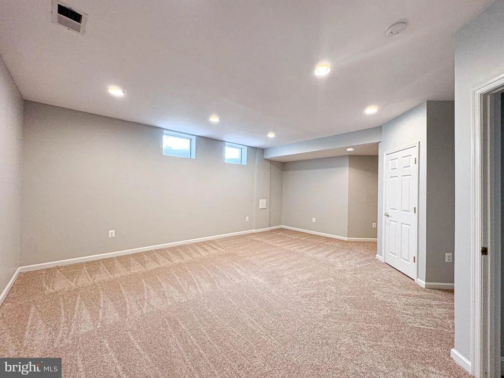 Photo of 42631 EXPLORER DRIVE