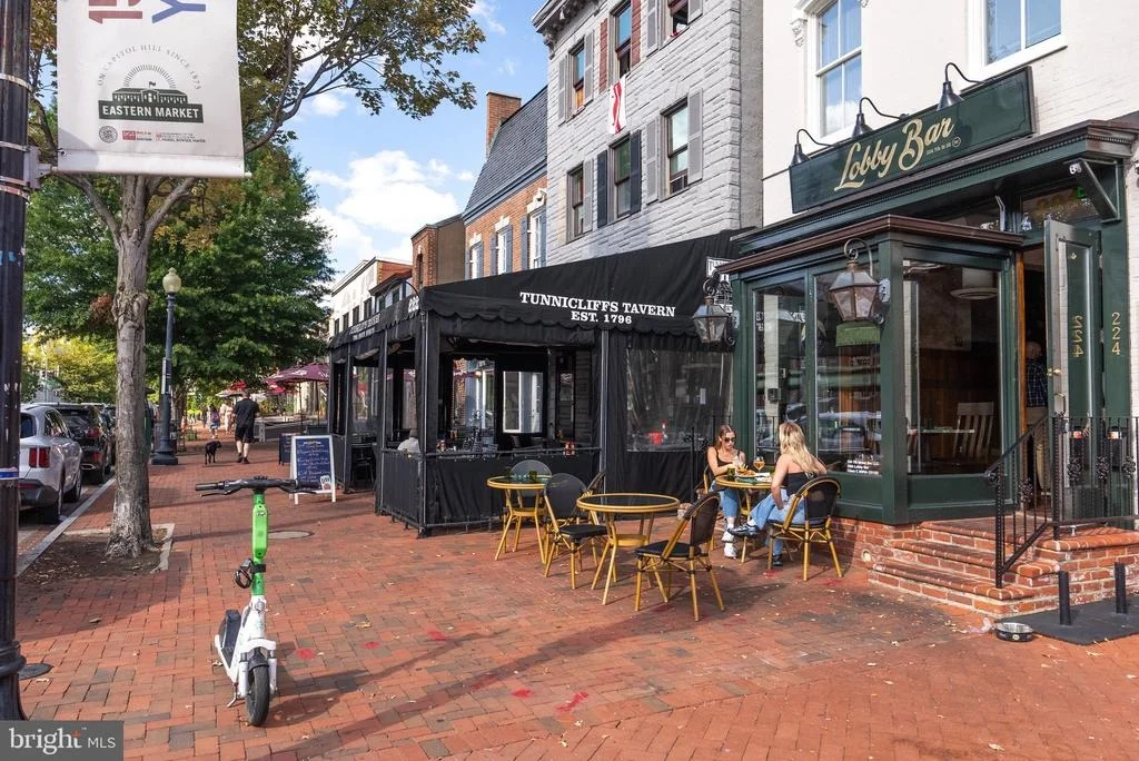 Photo of 609 INDEPENDENCE AVENUE SE