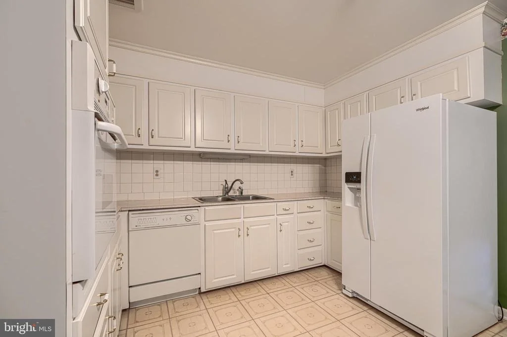 Photo of 323 MONTGOMERY DRIVE