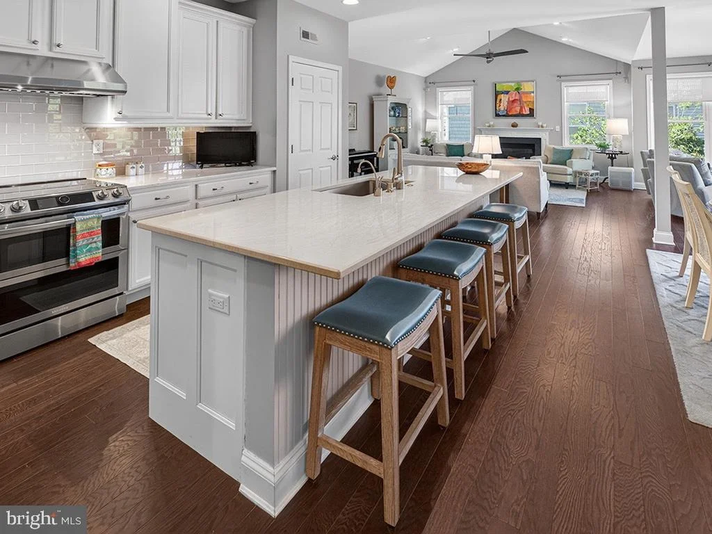 Photo of 20763 RODNEY DRIVE