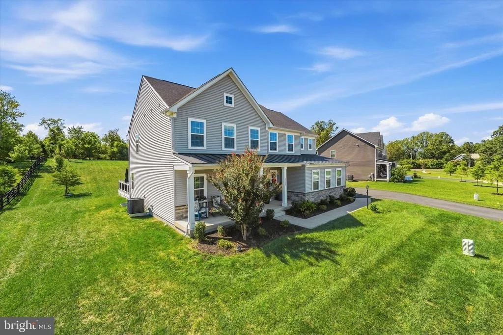 Photo of 6589 BOB WHITE DRIVE
